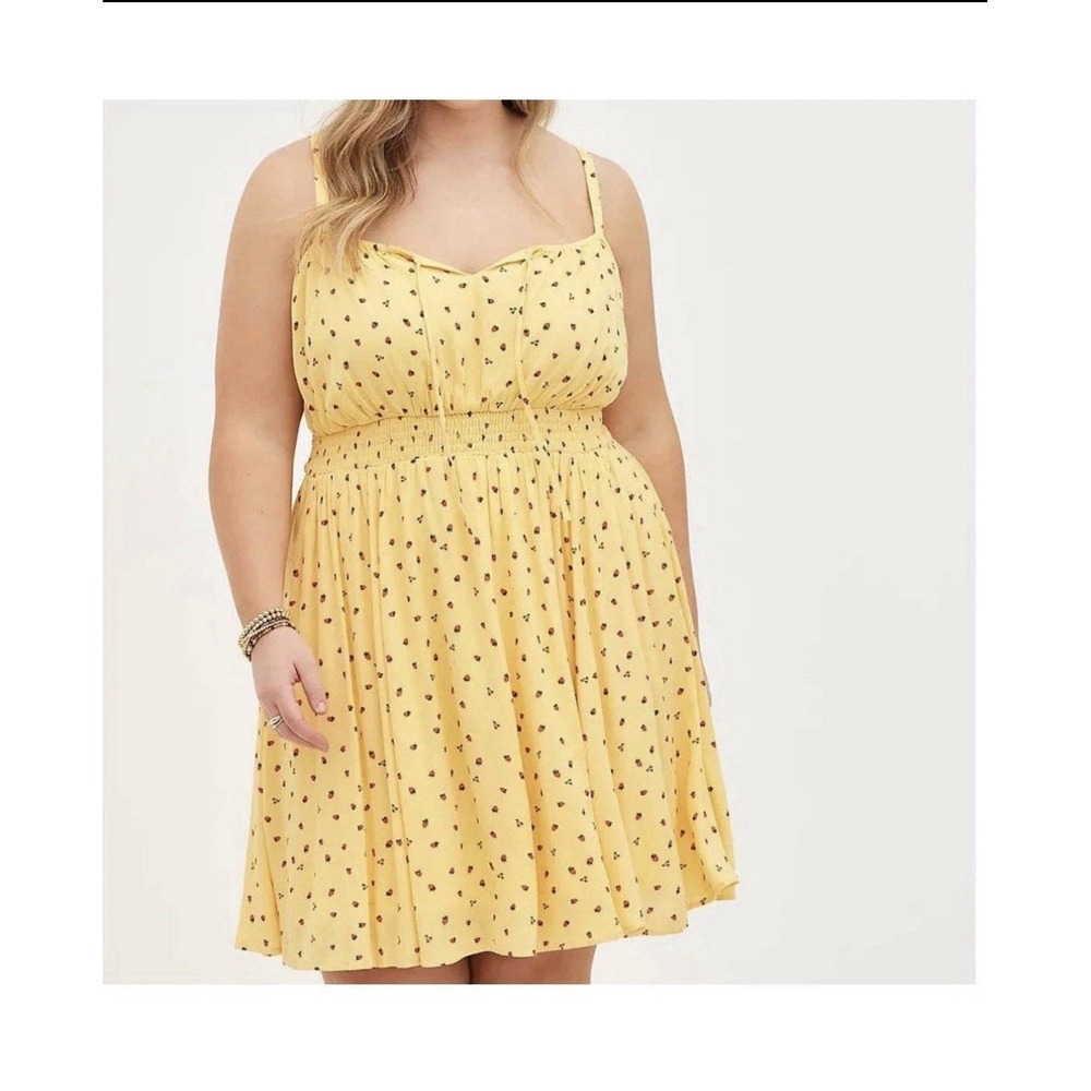Torrid Mini Dress Strawberries Yellow  Size 3X Sun Dress Flirty Summer
